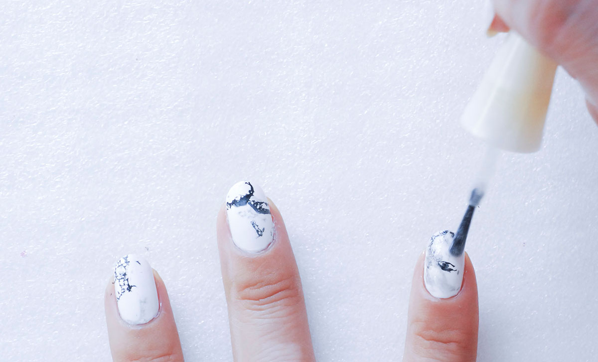 black and white marbled stone nails how to