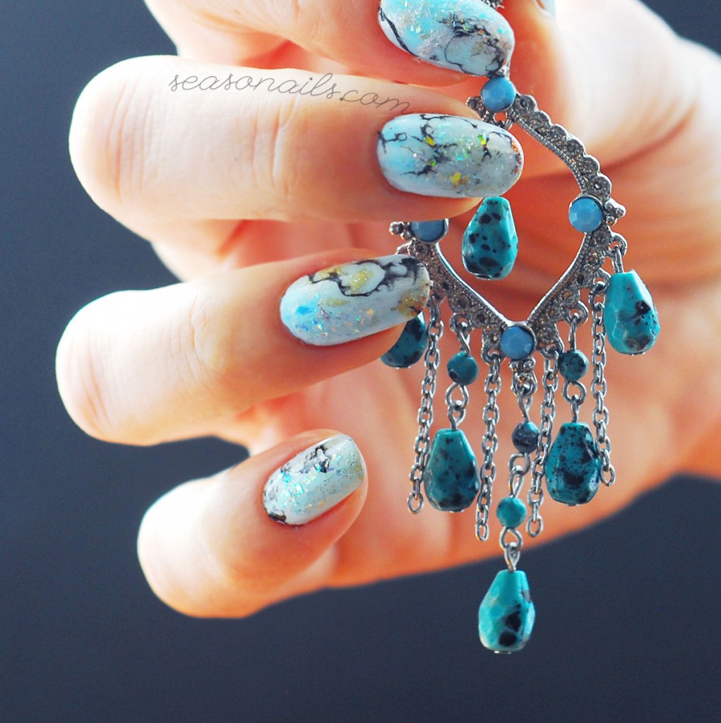 blue stone marbled nails