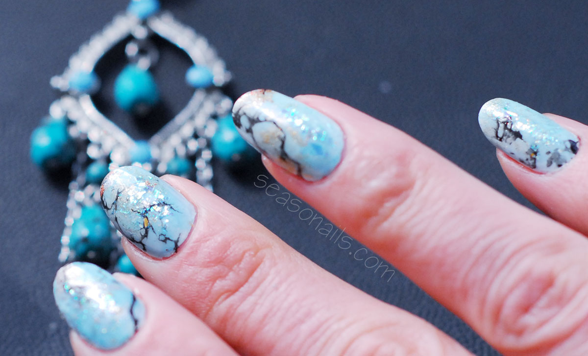 blue stone marbled nail art