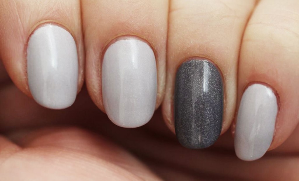 grey nails a england