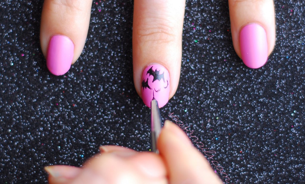 how to paint bats on nails