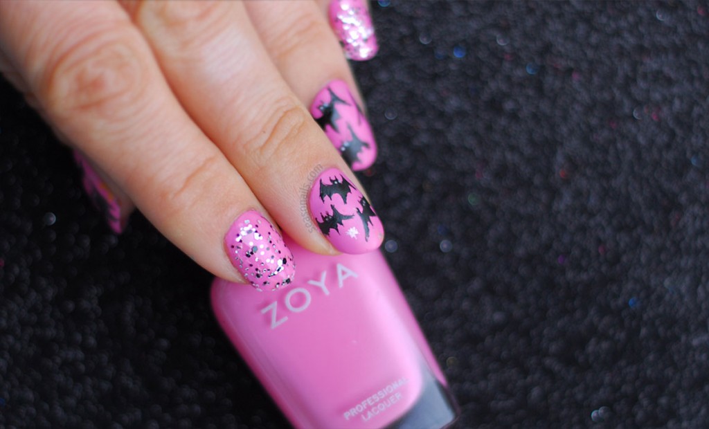 pink gothic nails halloween bats