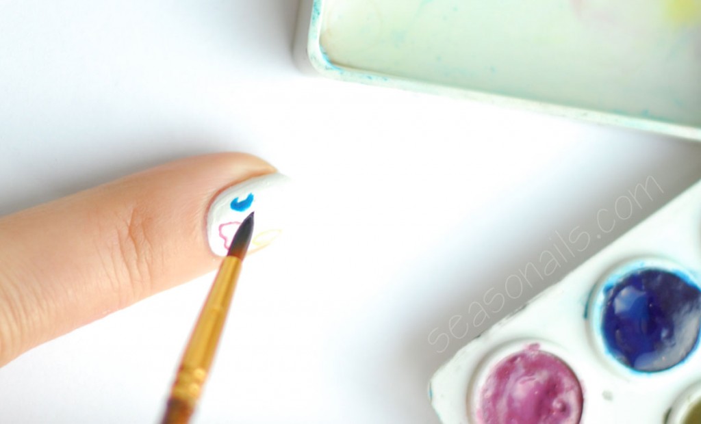 drawing watercolors on nails