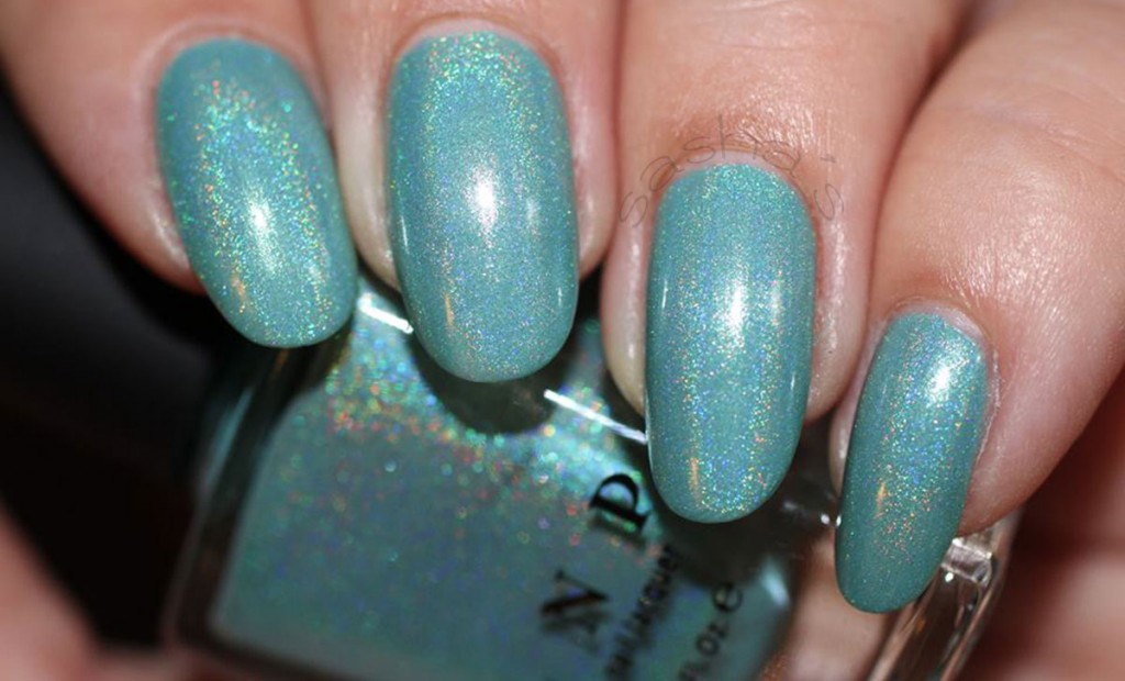 holo teal nails ilnp