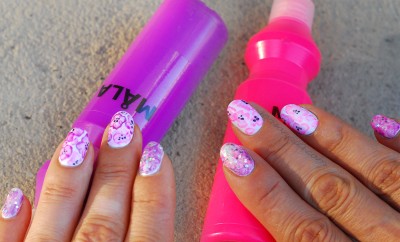 marbled flowers nail art