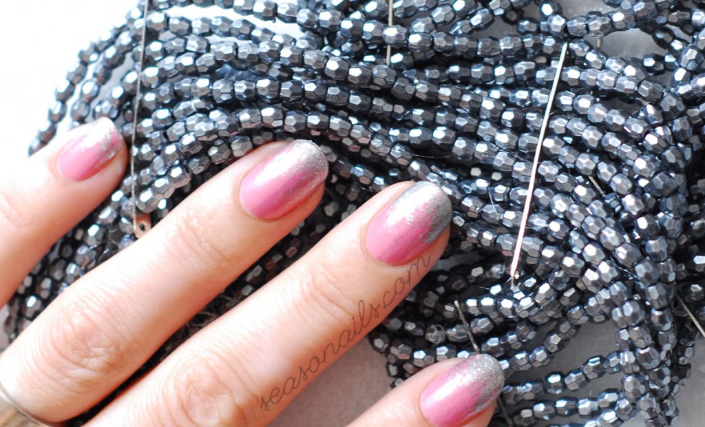 pink nails metallic tips