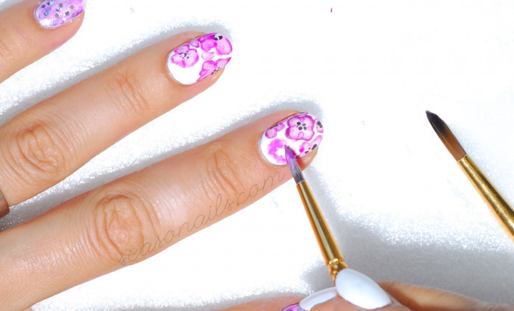 watermarble flowers purple nail art